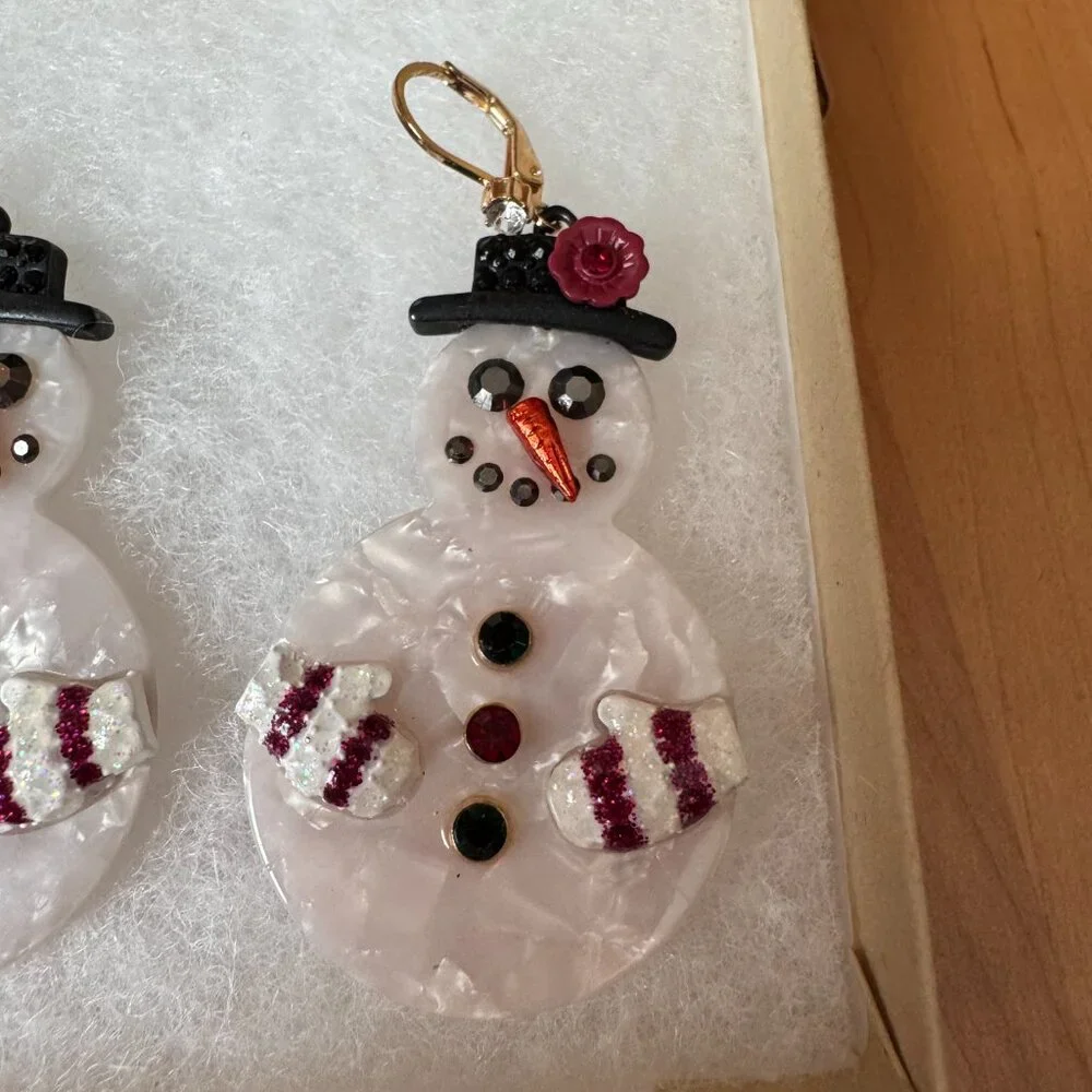 Betsey Johnson Snowman Drop Earrings w/Lever Backs
